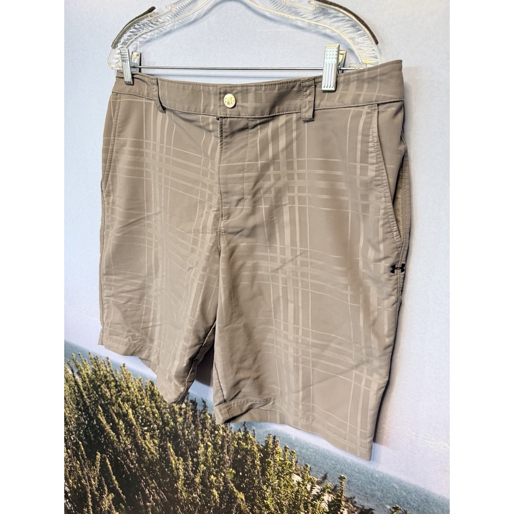 Under Armour Men's Shorts Sz 34 Gray Match Play Golf Window Pane